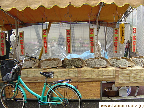 Vendor selling whitebaits