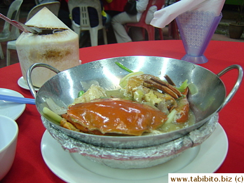 Crab in ginger and spring onion sauce