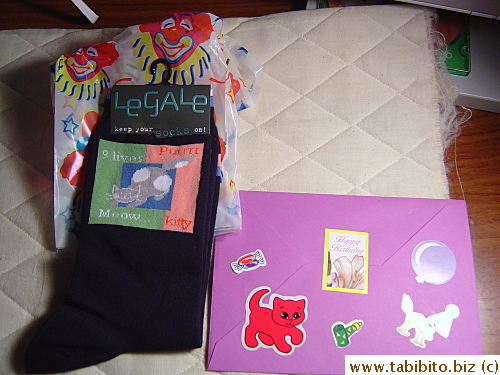 The third installment of birthday gift from my American Mom, one can never have enough cat socks