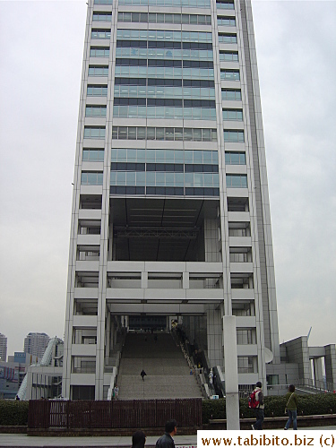 The long escalators on the side entrance of Fuji TV building 