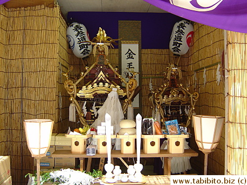 Omikoshi (portable shrine) were housed in this hut before the parade