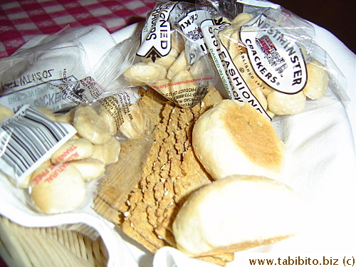 A basket of bread and crackers came with our meal