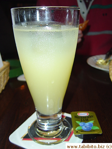 Grapefruit Juice   619Yen/$5.2