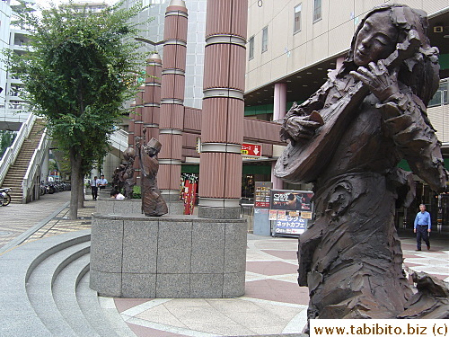 This street is lined with more statues