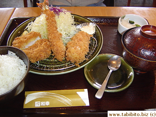 KL's special Spring set: pork, shrimp and clam croquette (the spoon is for savory steamed egg custard which arrived later).  I accidentally deleted the photo of my set....