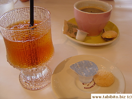 Iced tea and coffee