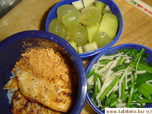 Grilled perch, pork floss, spinach and enoki, kiwi and grapes