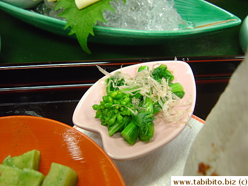 Nanohana, a typical spring veggie in Japan