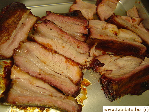 Juicy meat with pink smoke ring 