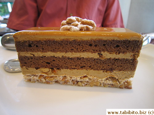 Royal Cafe cake 500Yen/$5.5