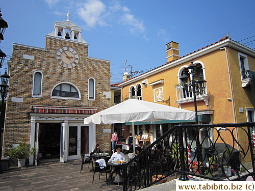 Outdoors seating of the cafe