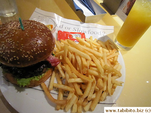 My B.L.T. Burger 1100Yen/ US$12.5