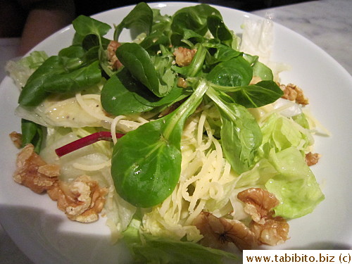 The salad that came with the lamb was very fresh