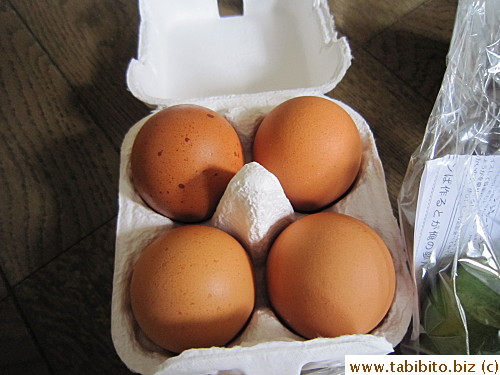 Organic eggs