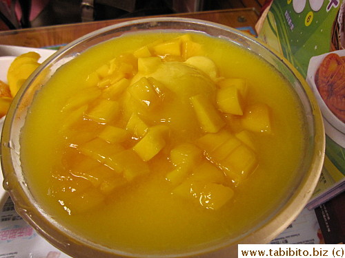 My icy cold mango pudding swimming in mango puree with sweet chopped mango was awesome! HK$33/US$4