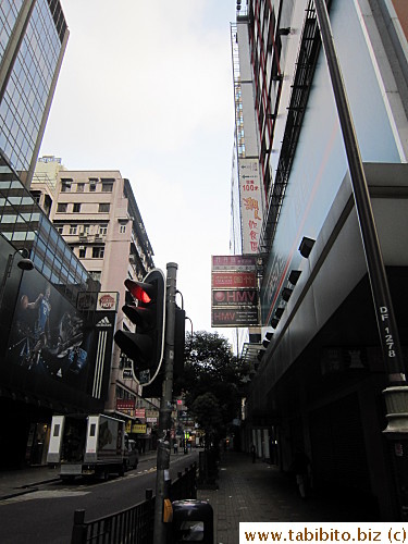 including this street where Mu Dang Ting is