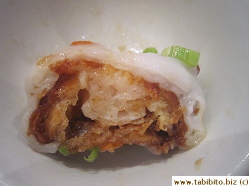 The crispy crueller was stuffed with shrimp paste, yum