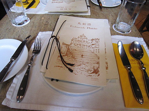 Place setting
