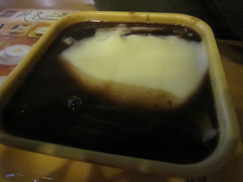 Red bean sweet soup with tofu fa HK$19/US$2.4