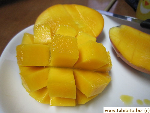 After sitting at room temperature, the mangoes became very sweet