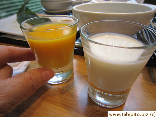 KL tried all three dessert cups (mango pudding and almond tofu here)