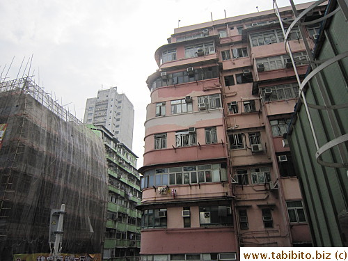 Old buildings surround Fa Yuen Street wet market