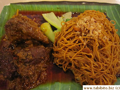 Serlina had curry beef with noodles