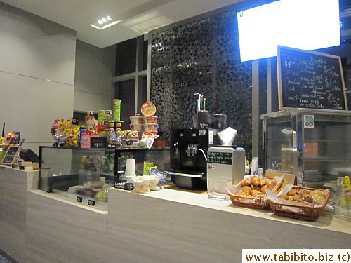 Snack bar in the lobby