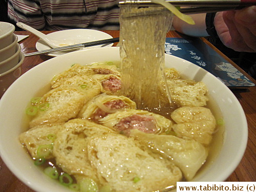 Rice vermicelli under the tofu